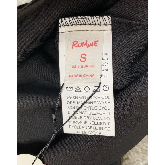 NWT ROMWE Women's Black Mini Skirt‎ Goth Buckles Rock Punk Grunge Party SMALL 4 - Picture 4 of 5